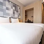 Ibis 3*