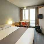 Otel Ibis 3*