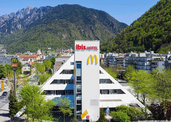 Ibis 3*