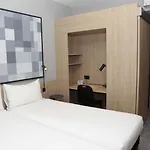 库尔宜必思酒店 3* 库尔